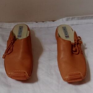 Clarks Privo Orange Leather Loafers, Size 8